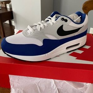 New Nike Air Max 1